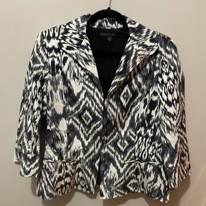LAFAYETTE 148 black white pattern 3/4 length sleeve jacket